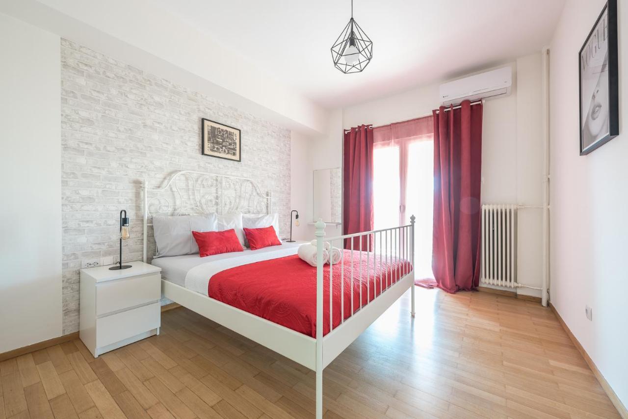 Superb Acropolis View 3bd In Historical Center Athen